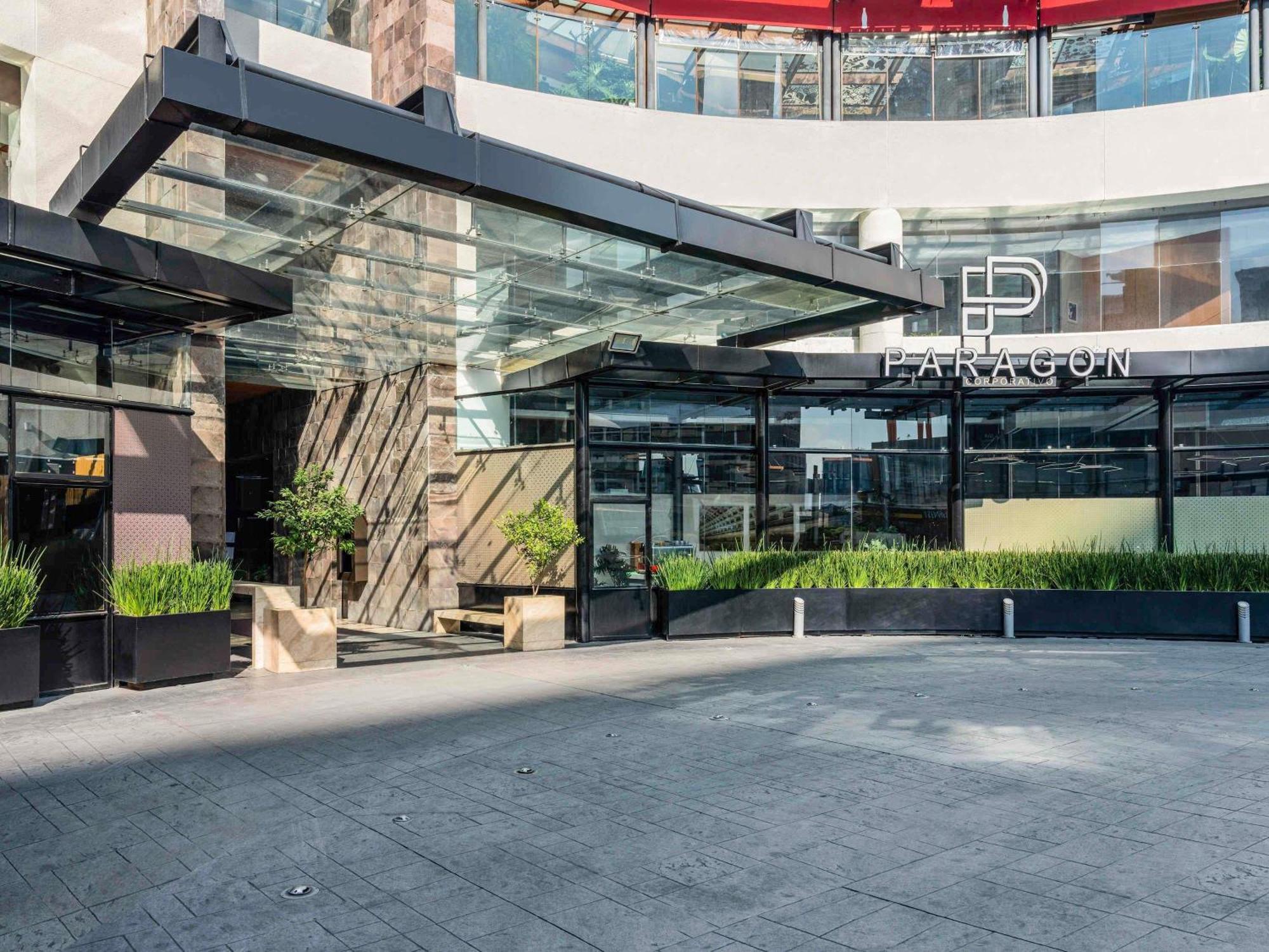 Hotel The Paragon Santa Fe By Accor 5*